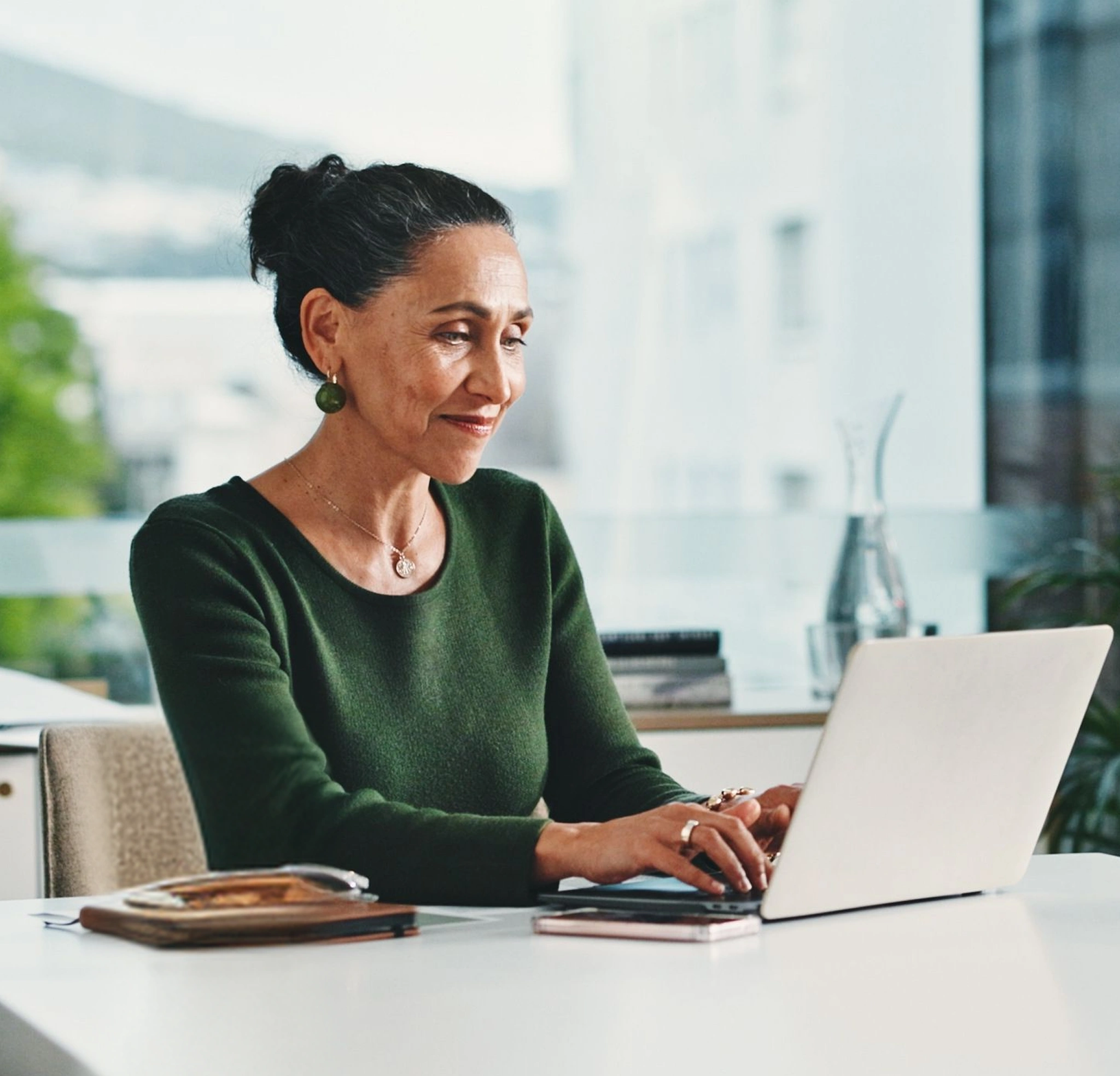 Women using a laptop